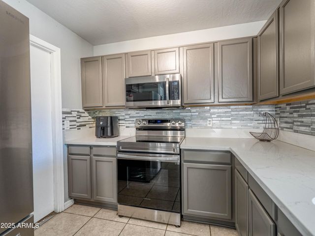 12418 N PALM Street, El Mirage, AZ 85335