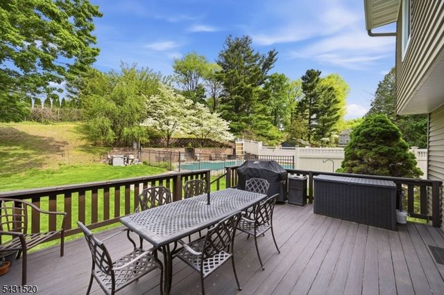 5 Halsey Rd, Montville Twp., NJ 07082