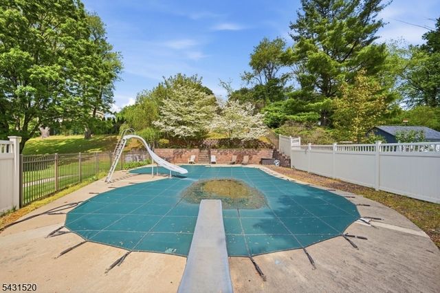 5 Halsey Rd, Montville Twp., NJ 07082
