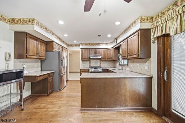 5 Halsey Rd, Montville Twp., NJ 07082
