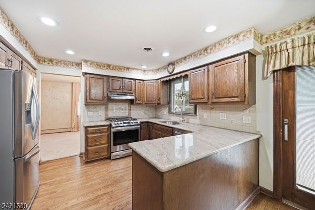 5 Halsey Rd, Montville Twp., NJ 07082