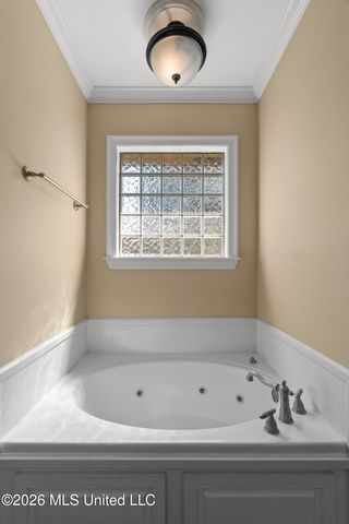 67 Woodside, Hattiesburg, MS 39402