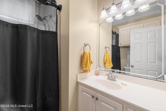 67 Woodside, Hattiesburg, MS 39402