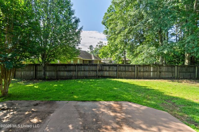67 Woodside, Hattiesburg, MS 39402