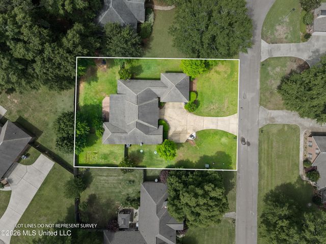 67 Woodside, Hattiesburg, MS 39402