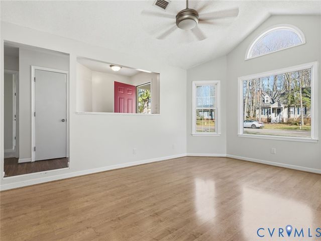 6812 Sika Ln, Chesterfield, VA 23112