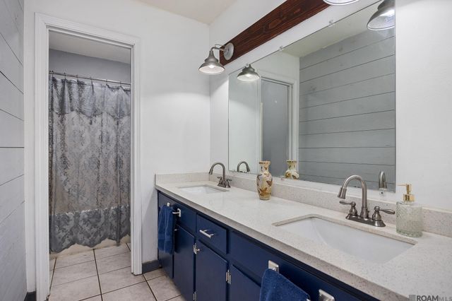 113 Elmira Dr, Slaughter, LA 70777