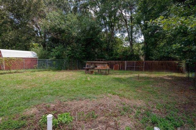113 Elmira Dr, Slaughter, LA 70777