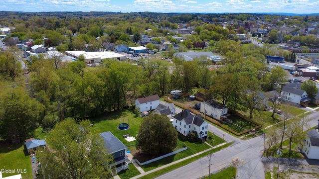 300 Wells Street, Johnstown, NY 12095