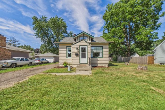 6714 Corvallis Avenue N, Crystal, MN 55428