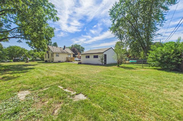 6714 Corvallis Avenue N, Crystal, MN 55428
