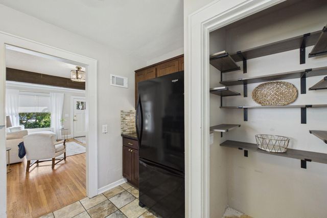 6714 Corvallis Avenue N, Crystal, MN 55428