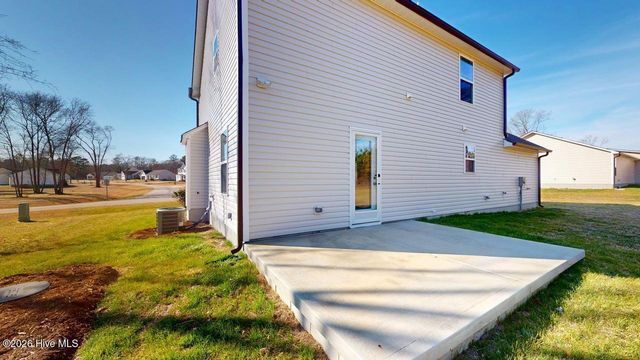 300 Grand Oaks Drive, Goldsboro, NC 27530