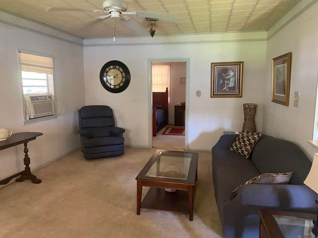 8104 Main St, Sorrento, LA 70778