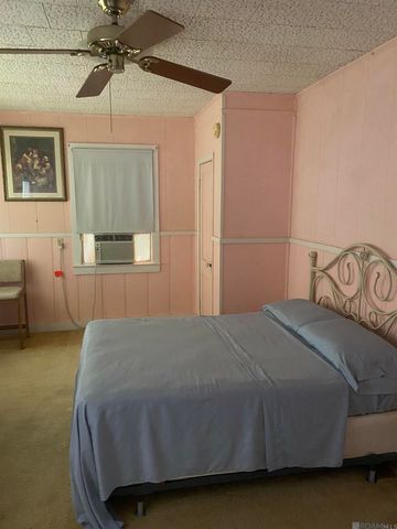 8104 Main St, Sorrento, LA 70778