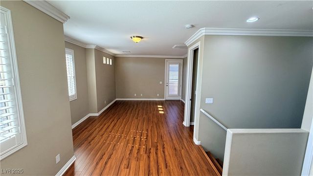 8130 SLIP POINT Avenue, Las Vegas, NV 89147