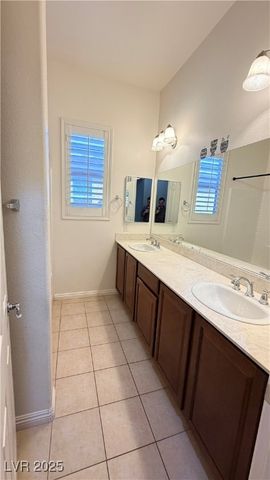 8130 SLIP POINT Avenue, Las Vegas, NV 89147