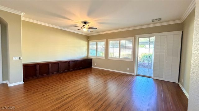 8130 SLIP POINT Avenue, Las Vegas, NV 89147