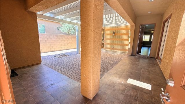 8130 SLIP POINT Avenue, Las Vegas, NV 89147