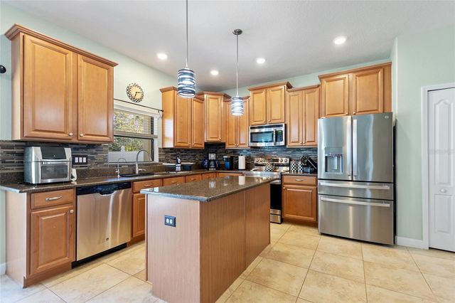 1319 GLENEAGLES LANE, Davenport, FL 33896