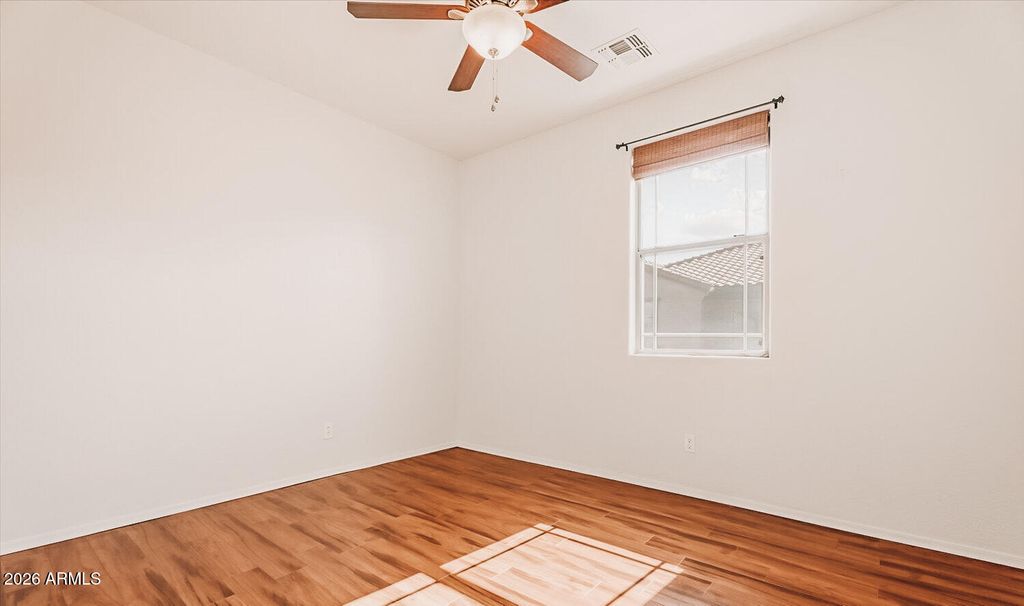 Image 14 of property listing at 1441 N 80TH Lane, Phoenix, AZ 85043