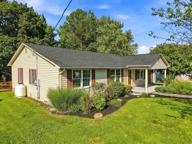 106 COPPER ST, Edinburg, VA 22824