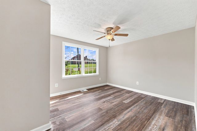 106 COPPER ST, Edinburg, VA 22824