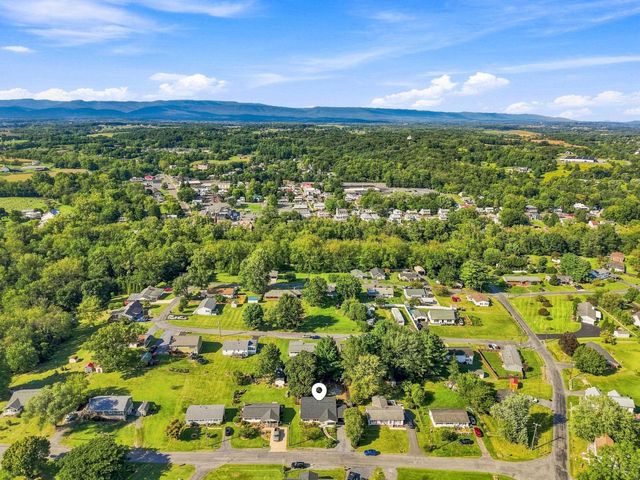 106 COPPER ST, Edinburg, VA 22824