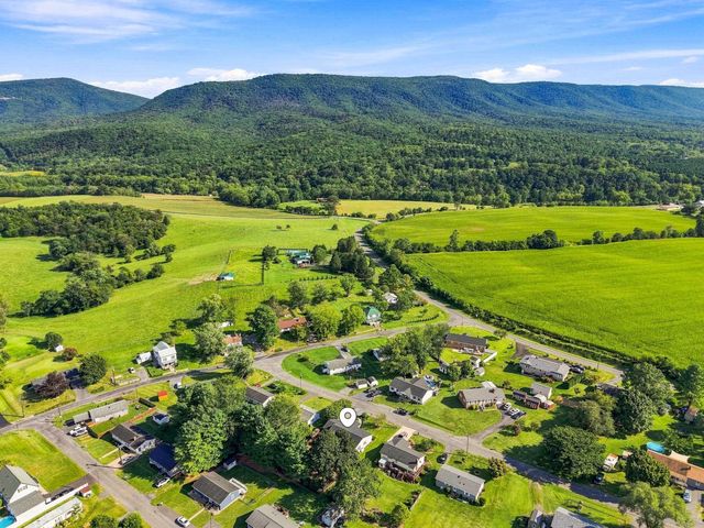 106 COPPER ST, Edinburg, VA 22824