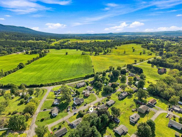 106 COPPER ST, Edinburg, VA 22824