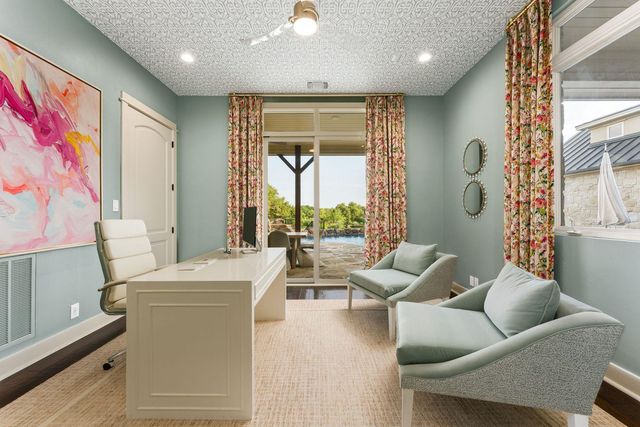 7825 Lynchburg DR, Austin, TX 78738