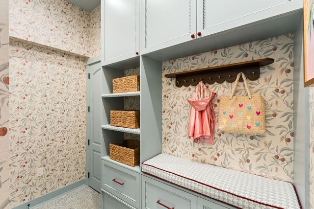 7825 Lynchburg DR, Austin, TX 78738