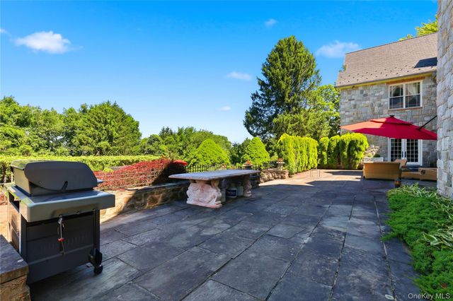 196 McLain Street, Bedford Corners, NY 10549