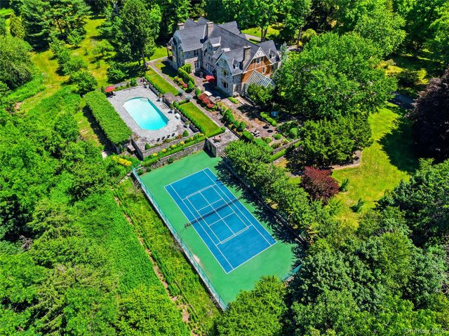 196 McLain Street, Bedford Corners, NY 10549