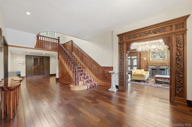 196 McLain Street, Bedford Corners, NY 10549