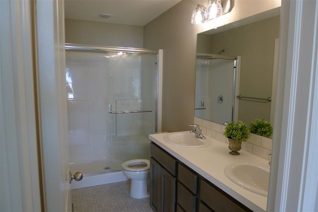 1822 S Stephanie St, Wichita, KS 67207