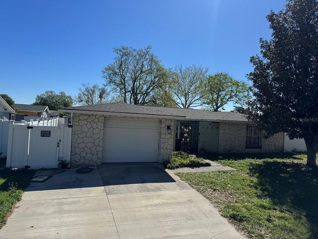 9040 CRABTREE LANE, Port Richey, FL 34668