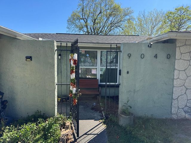 9040 CRABTREE LANE, Port Richey, FL 34668