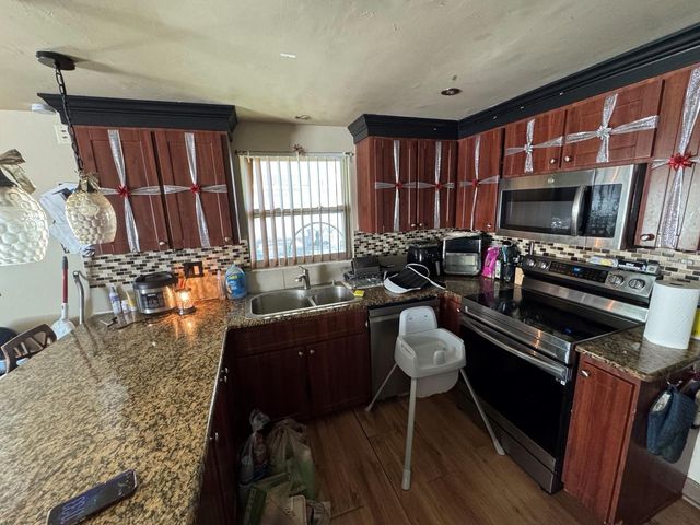 9040 CRABTREE LANE, Port Richey, FL 34668