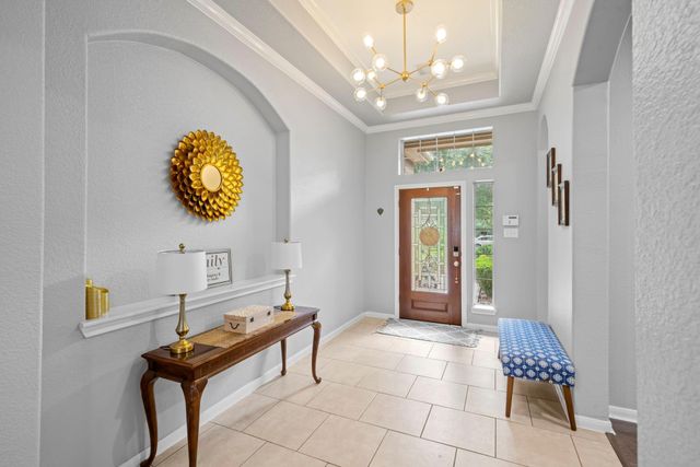 7 Caelin Court, The Woodlands, TX 77382