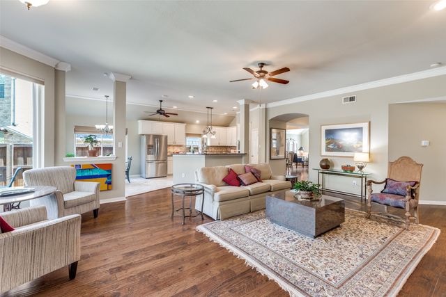 2812 Whitetail Court, Mckinney, TX 75072