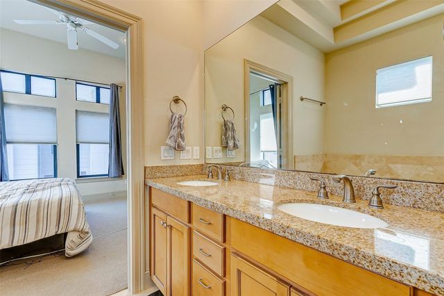 1922 Winter Street, Houston, TX 77007