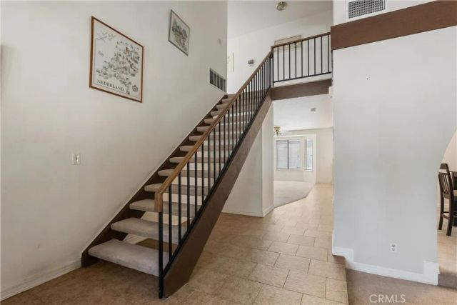 17656 Mockingbird Hill Circle, Riverside, CA 92504