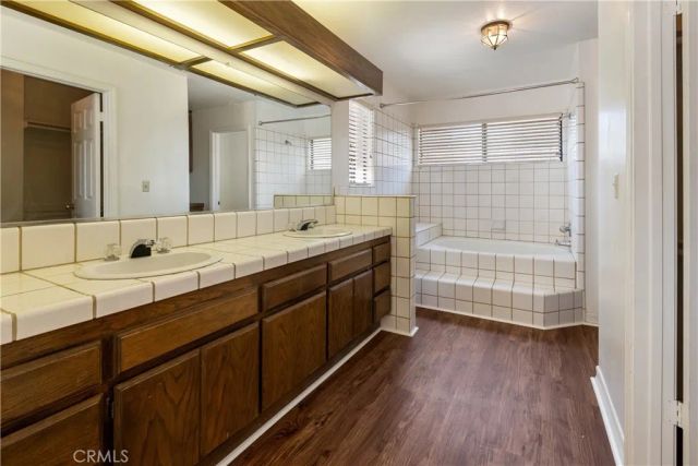 17656 Mockingbird Hill Circle, Riverside, CA 92504