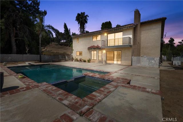 17656 Mockingbird Hill Circle, Riverside, CA 92504