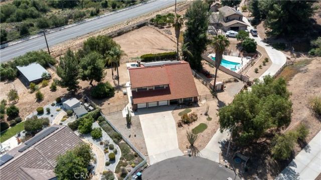 17656 Mockingbird Hill Circle, Riverside, CA 92504