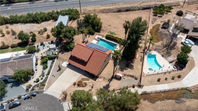 17656 Mockingbird Hill Circle, Riverside, CA 92504