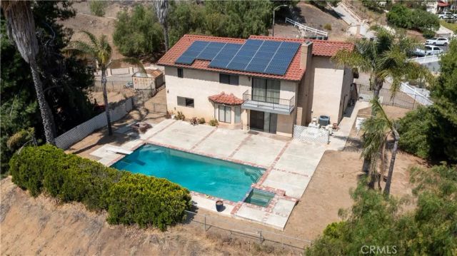 17656 Mockingbird Hill Circle, Riverside, CA 92504