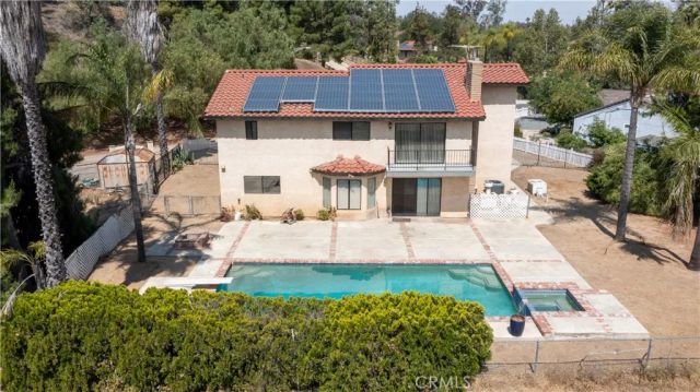 17656 Mockingbird Hill Circle, Riverside, CA 92504