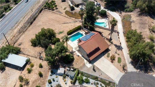 17656 Mockingbird Hill Circle, Riverside, CA 92504